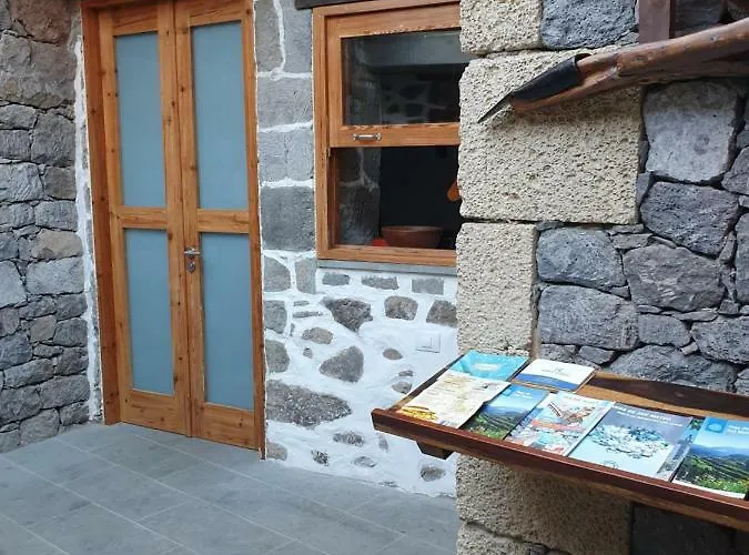 Cho Almeida Vega de San Mateo